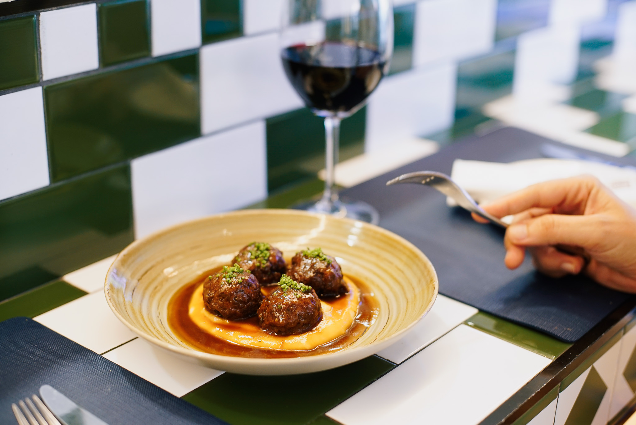 Albóndigas de ibérico de La Sastrería Valencia.